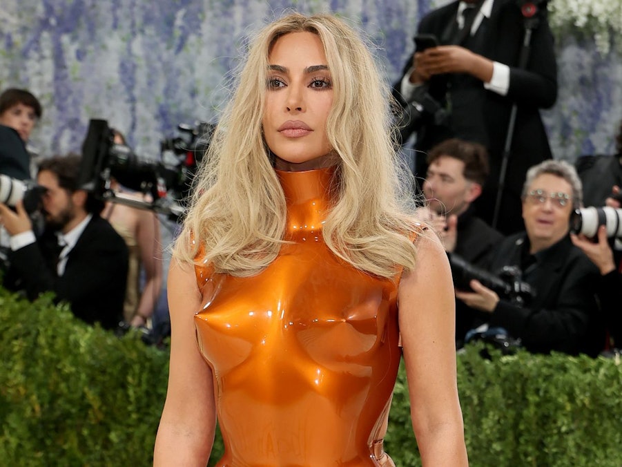 Kim Kardashian hat im Podcast „Good hand with Amy Poehler“ verraten, wie viele Nahrungsergänzungsmittel sie nimmt. (Bild: 2026 Getty Images/Mike Coppola)