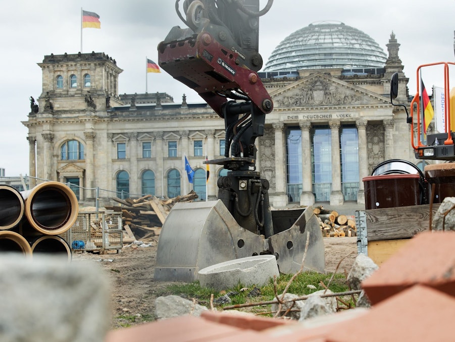 Baustelle vor dem Reichstagsgebäude