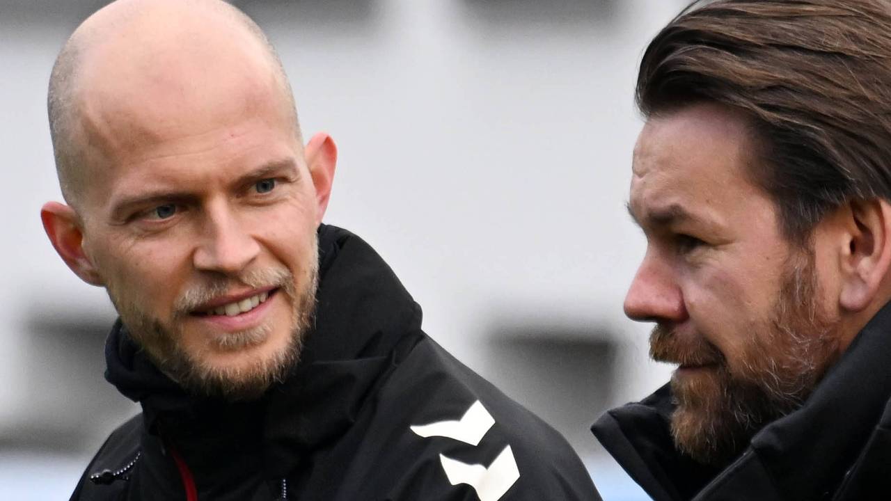 Cheftrainer René Wagner und Sportchef Thomas Kessler am Rande des Trainings beim 1. FC Köln.