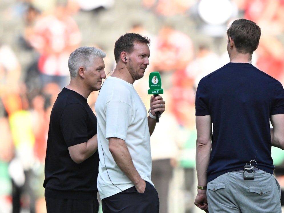 Julian Nagelsmann im Interview bei Alexander Schlüter und Bastian Schweinsteiger.
