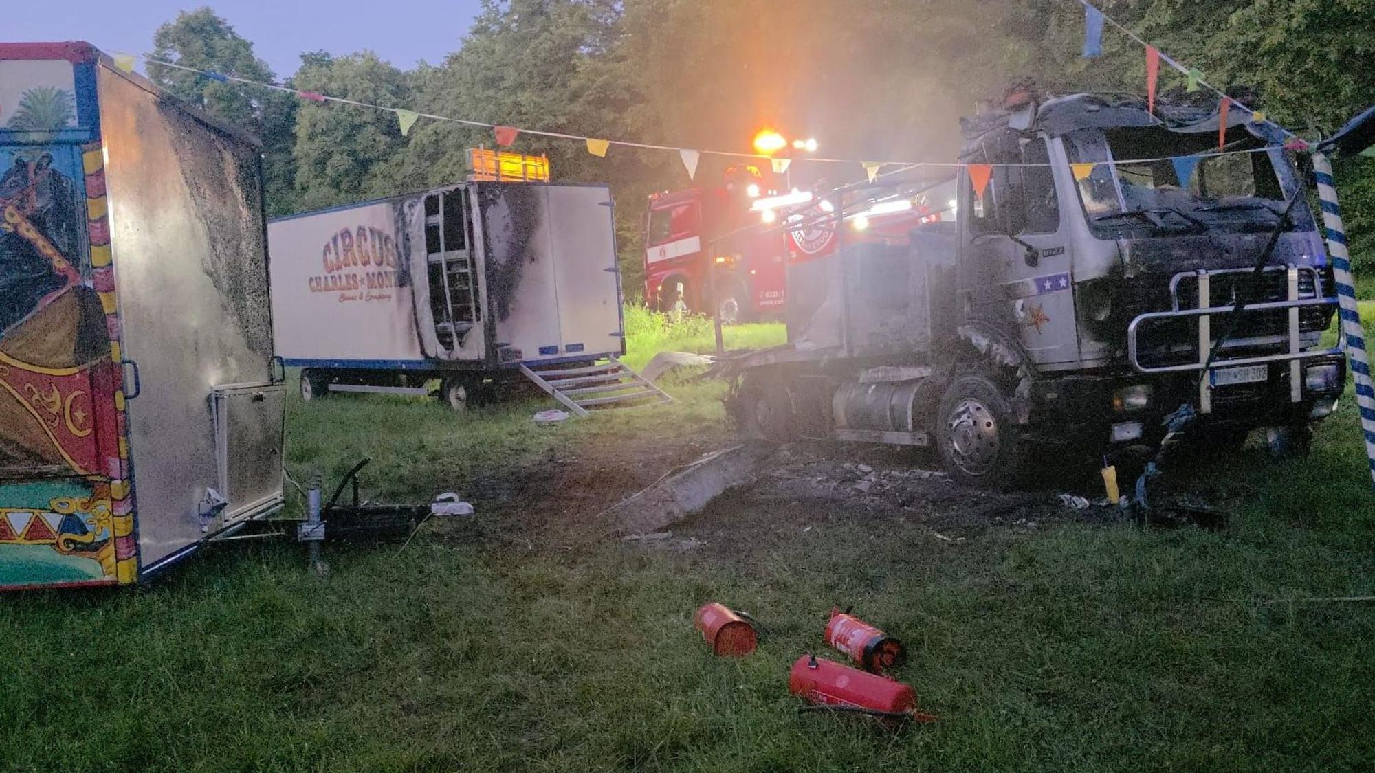Brand beim Circus Charles Monroe in Köln.