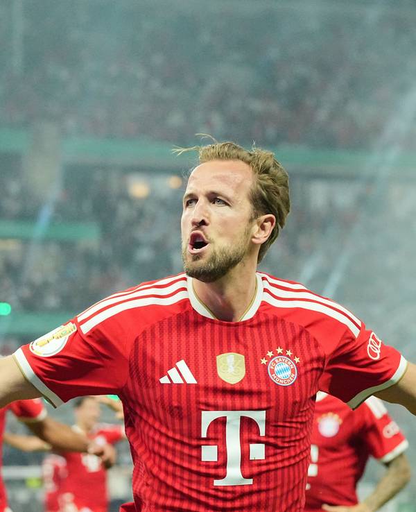 Harry Kane jubelt über sein Führungstor.