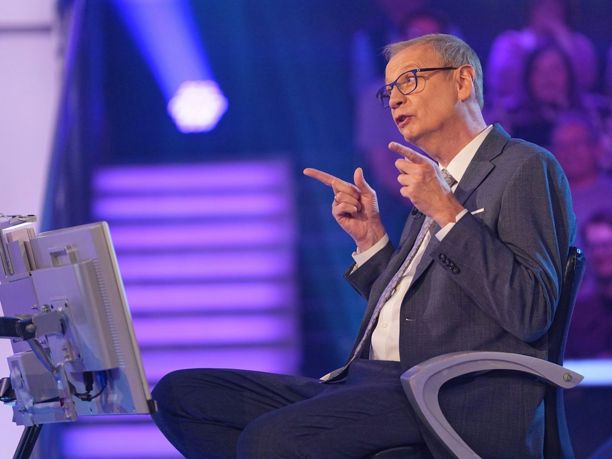 Für Quizmaster Günther Jauch wurde das „Zocker-Special“ von „Wer wird Millionär“ (RTL) mitunter zur Nervenprobe. (Bild: RTL/Stefan Gregorowius)
