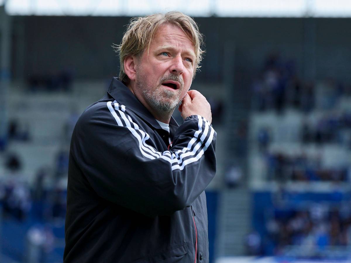 Ein Spiel von Fortuna Düsseldorf geht Sven Mislintat an die Nerven.