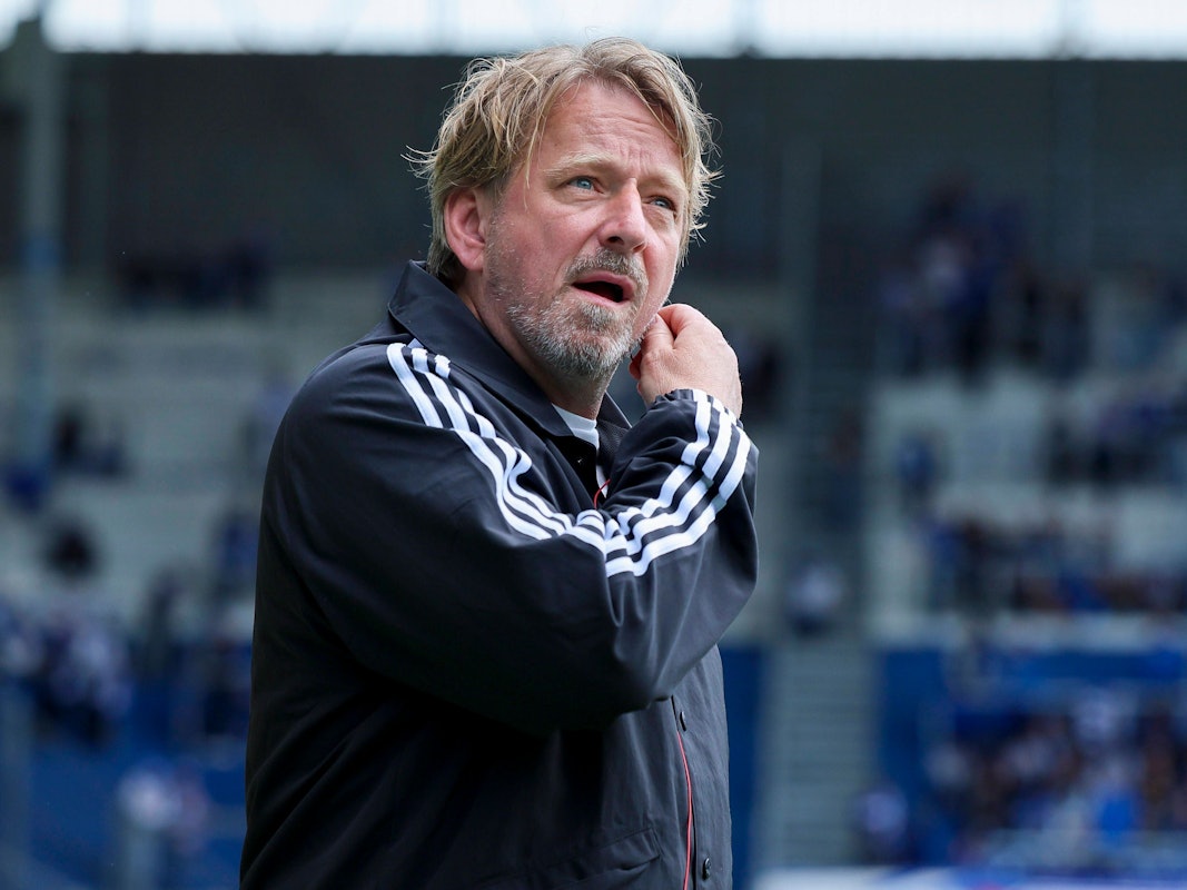 Ein Spiel von Fortuna Düsseldorf geht Sven Mislintat an die Nerven.