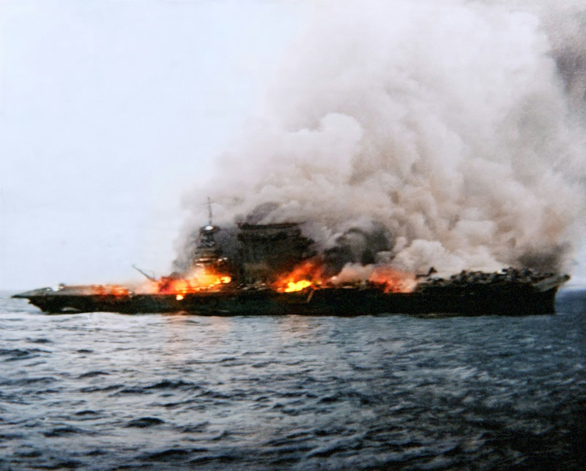 Der Zweite Weltkrieg war nicht nur ein Land- und Luftkrieg, sondern auch ein Seekrieg. Zehntausende Seeleute und Marineangehörige vieler Nationen verloren im Atlantik ihr Leben. (Bild: History Channel)