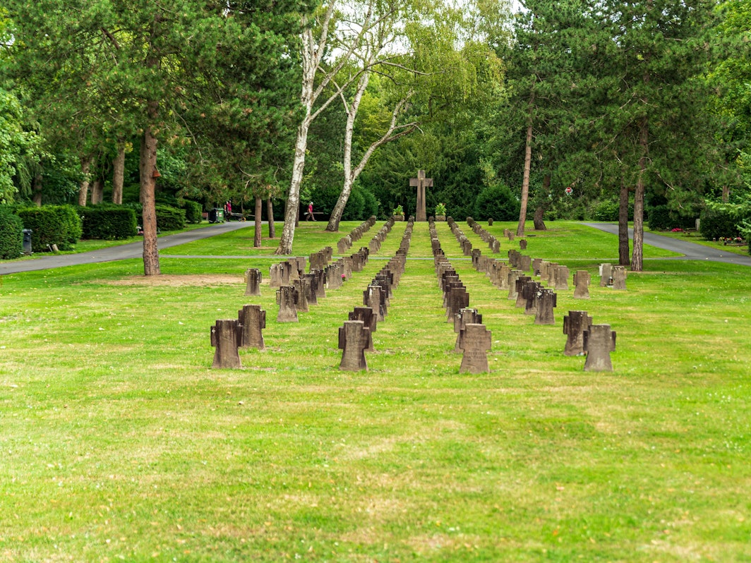 Große Bestürzung herrscht auf dem Friedhof Mülheim (Archivbild).