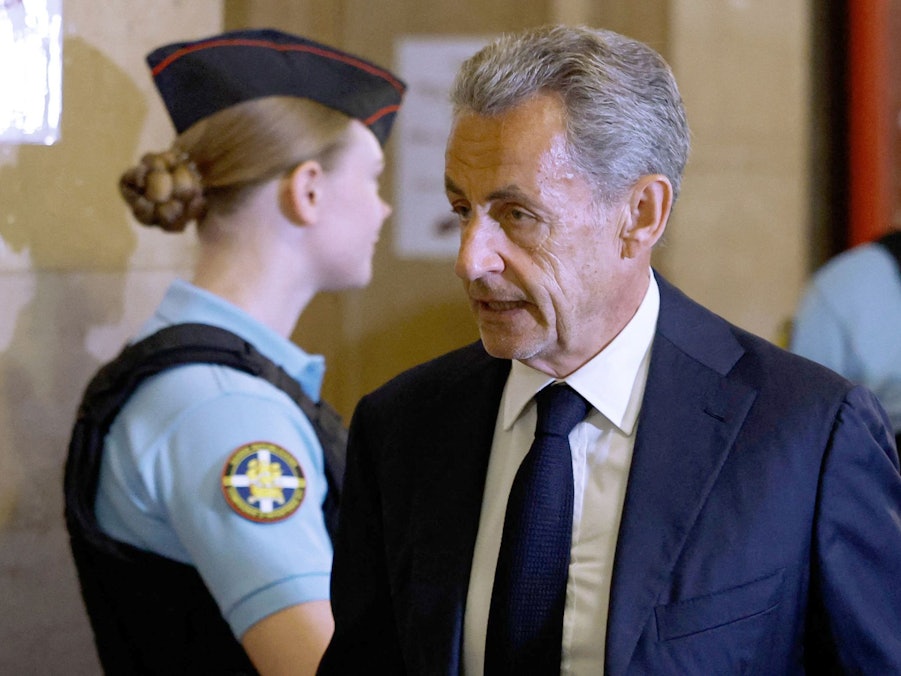 Frankreichs Ex-Präsident Sarkozy vor Gericht in Paris