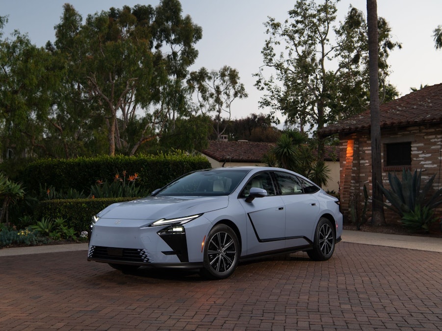 Lexus ES