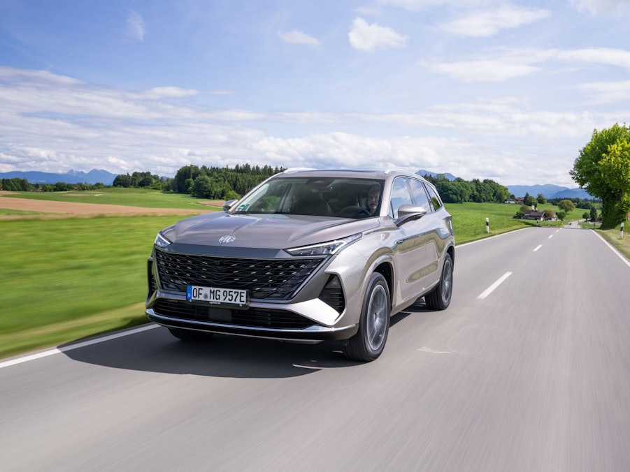 Fahraufnahmen des MG S9 PHEV