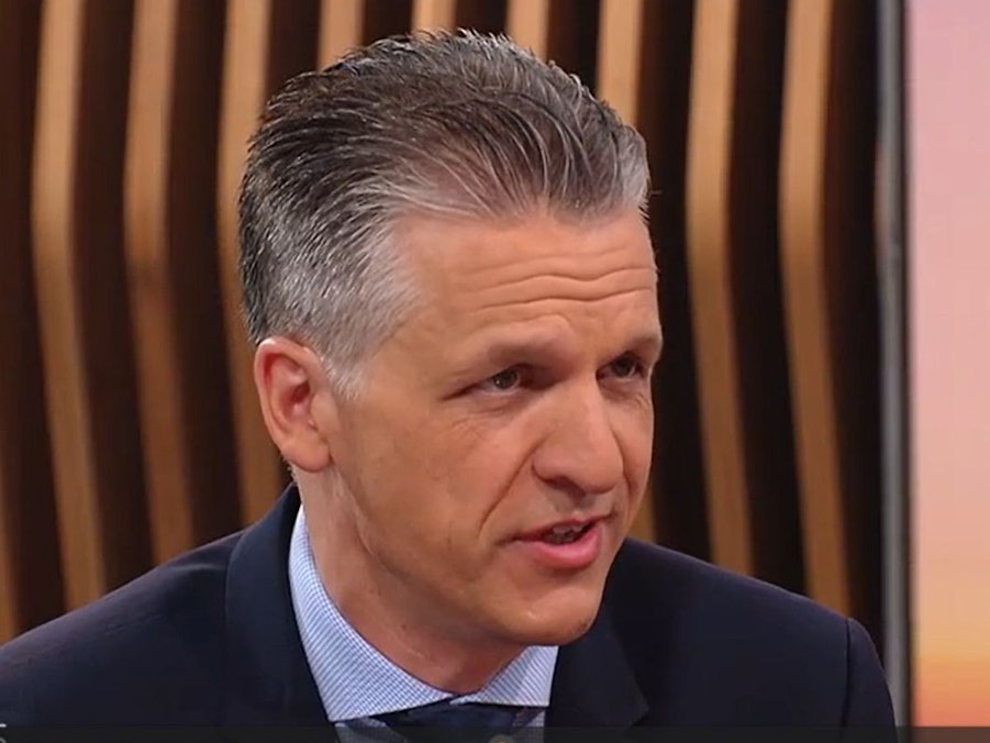 Bundeskanzleramtschef Thorsten Frei (CDU) betrachtet die Sparmaßnahmen der Bundesregierung als Teil von deren Reformpolitik. (Bild: ZDF)