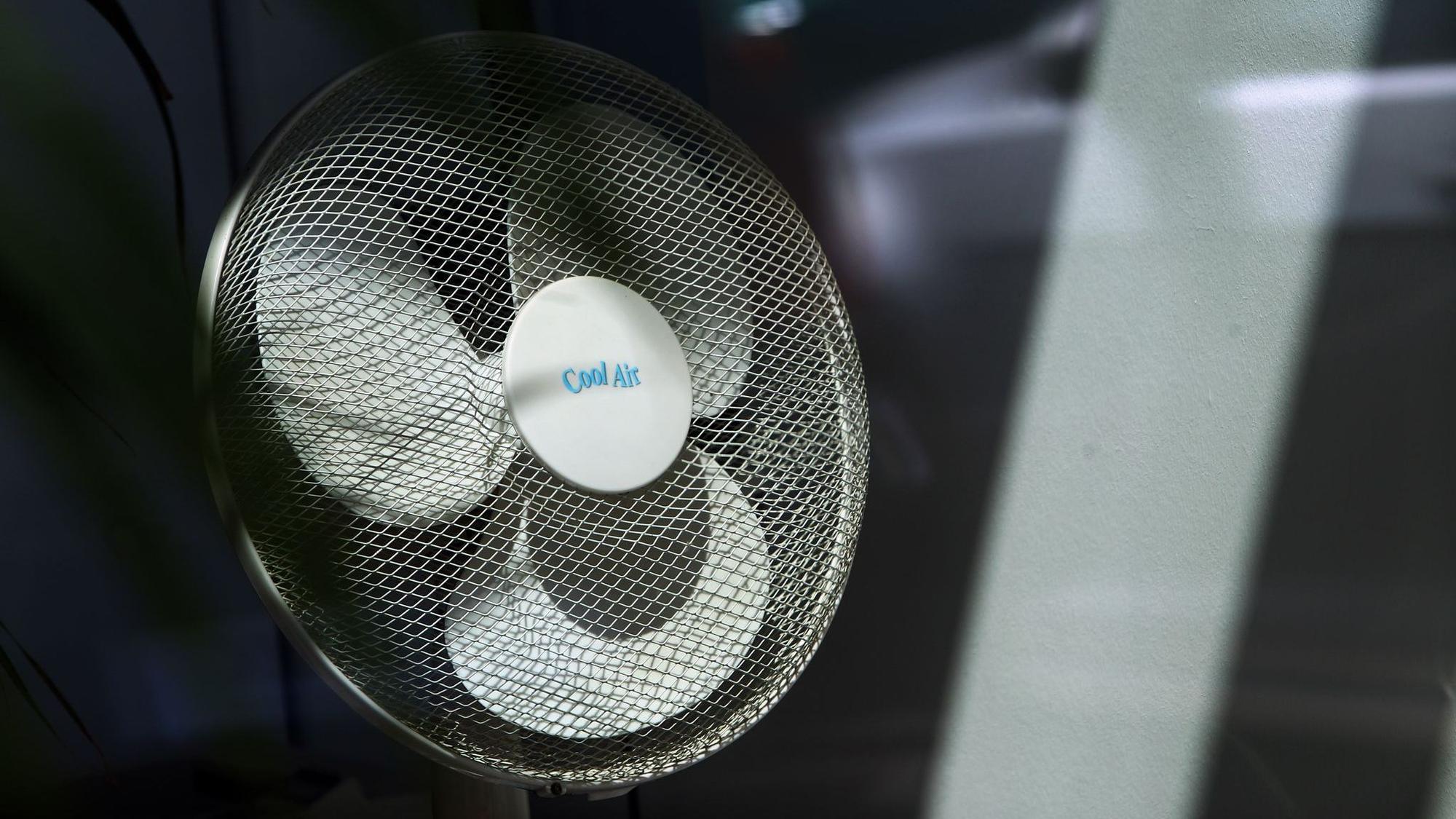 Ventilator am Arbeitsplatz