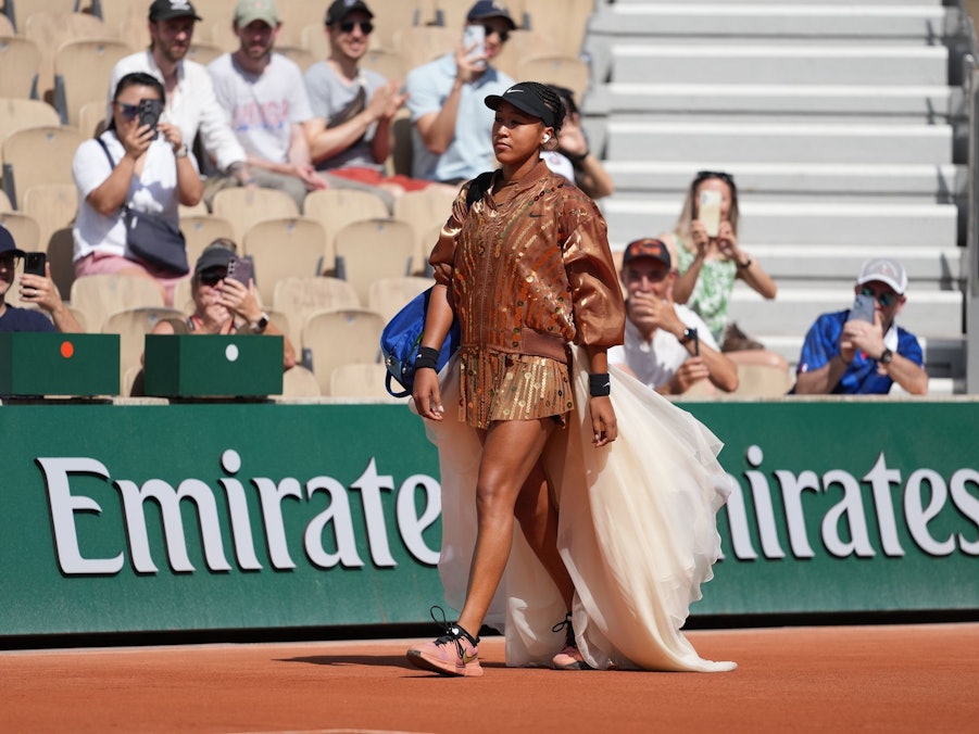 Legte wieder einen filmreifen Auftritt beim Einlauf hin: Naomi Osaka.