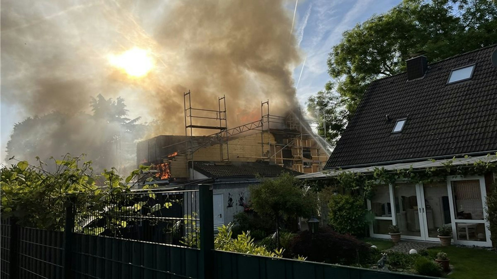 Brand eines Einfamilienhauses in Langenfeld.