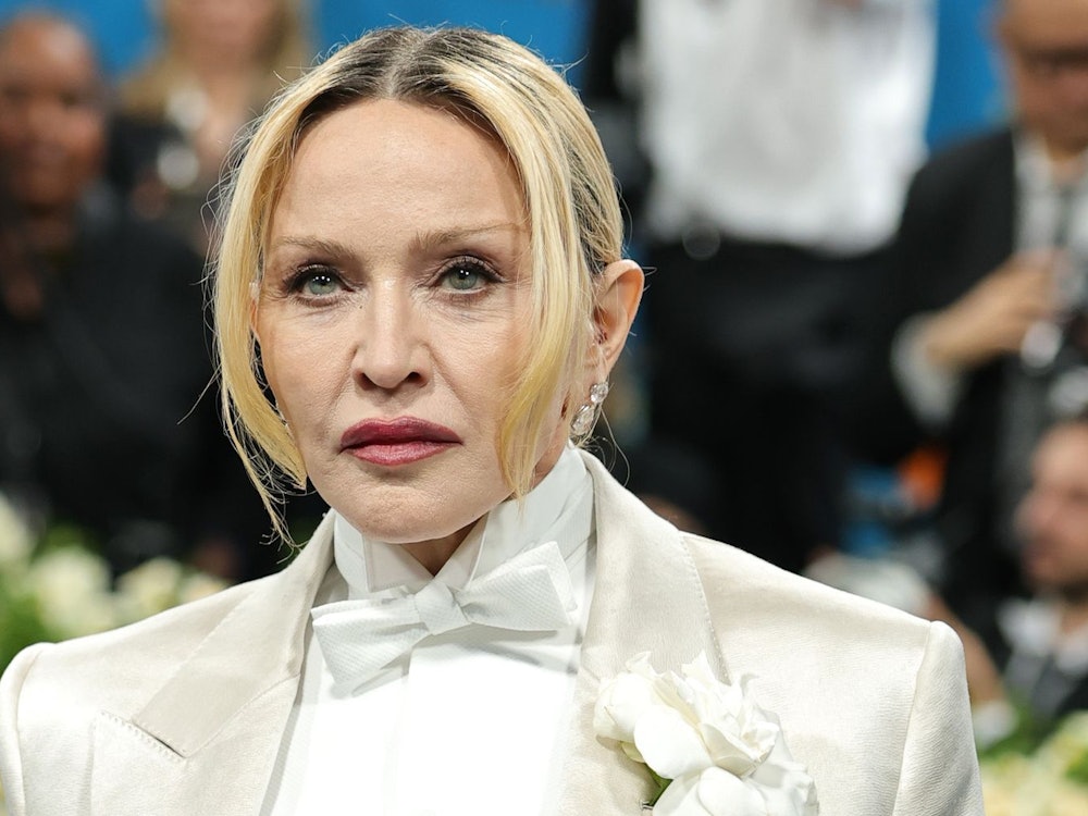 Madonna hat in einem neuen Promo-Video für ihr Album pikante Details über ihr Liebesleben ausgeplaudert. (Bild: 2025 Getty Images/Dia Dipasupil)