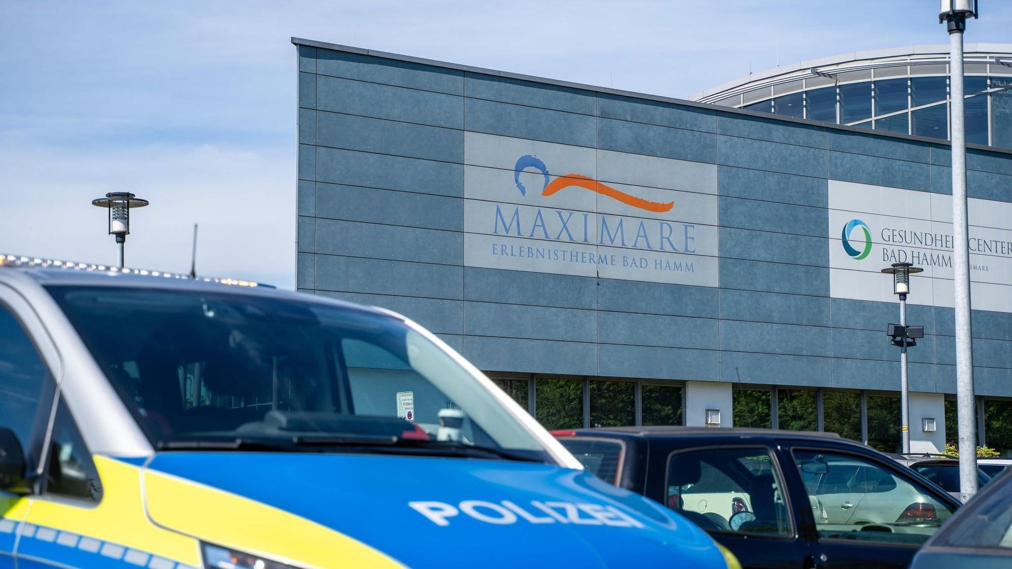 Sechsjähriger Junge im Schwimmbad ertrunken
