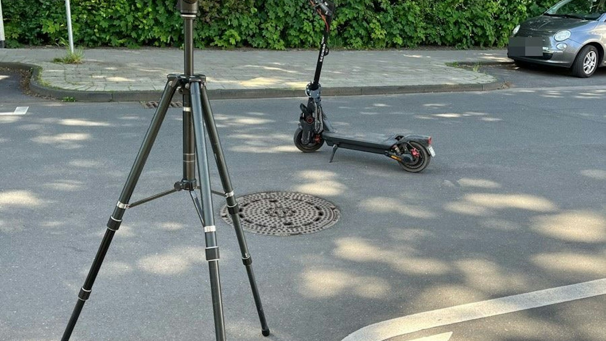 Polizeikontrolle von E-Scootern in Hilden.