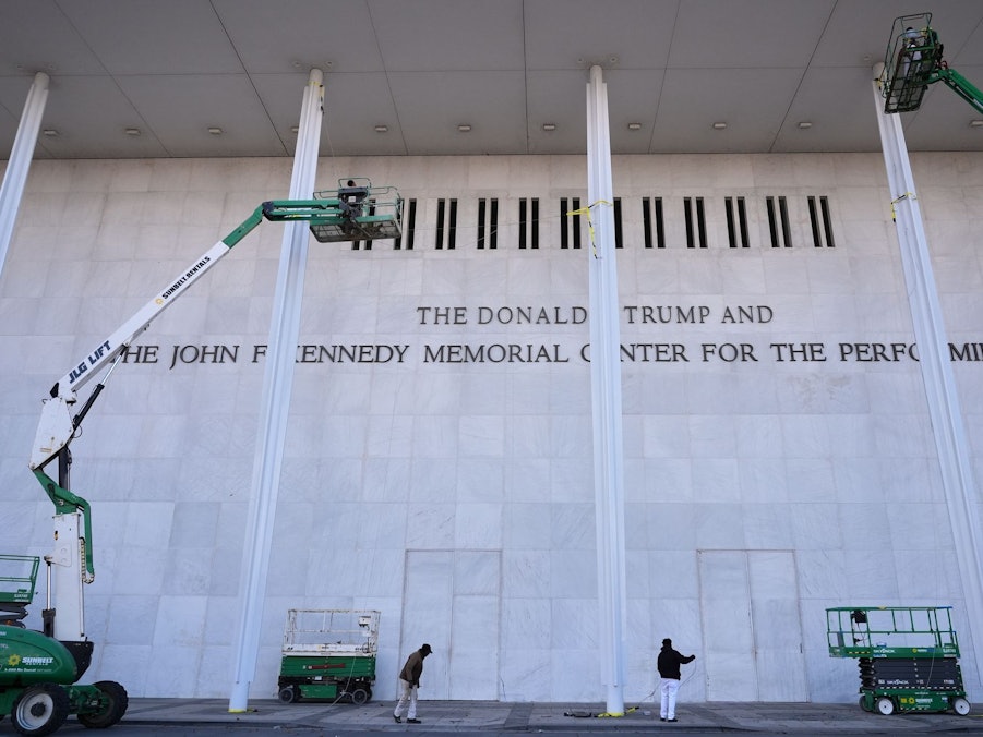 Aus Kennedy Center wird Trump Kennedy Center