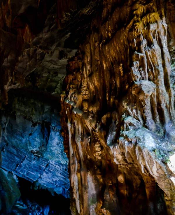 Tropfsteinhöhle in Laos