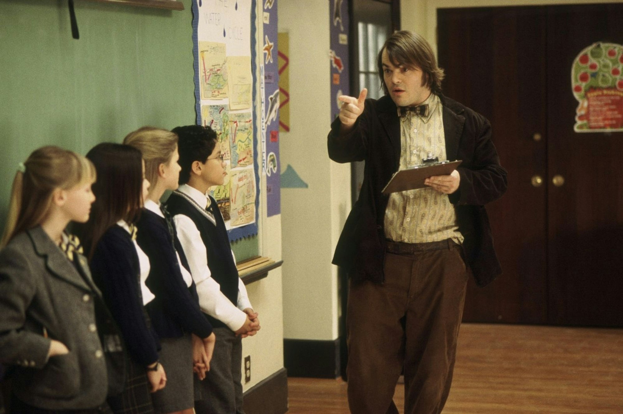 „Und ihr drei seid die Groupies ...“ - Dewey (Jack Black, rechts) teilt seine Band ein. (Bild: Paramount Pictures)