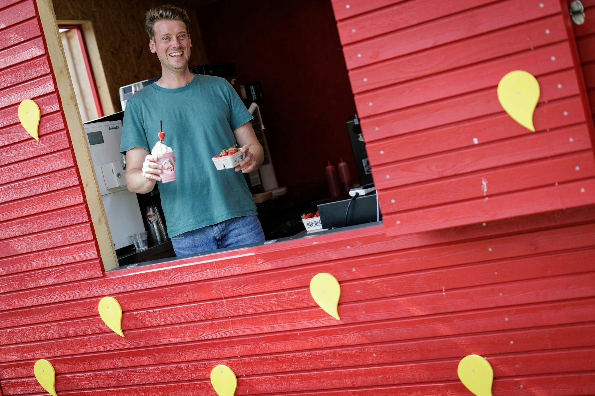 Hype um Erdbeer-Drive-In in Niedersachsen