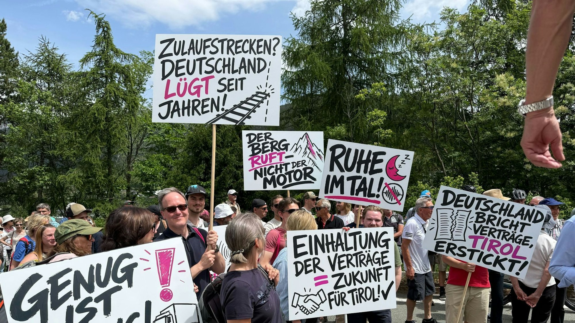 Demonstration und Totalsperre auf Brennerautobahn