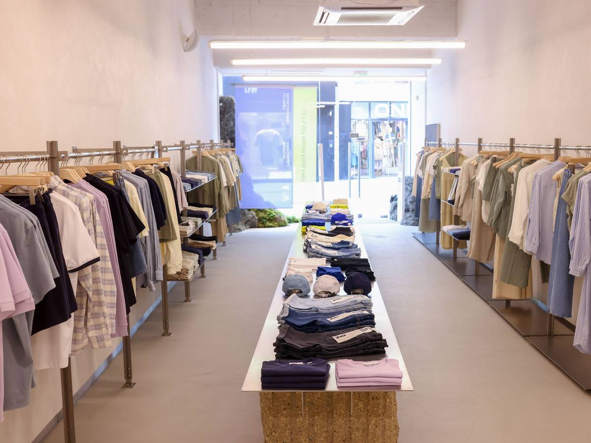 Der Kölner Armedangels-Store bei der Eröffnung 2025.