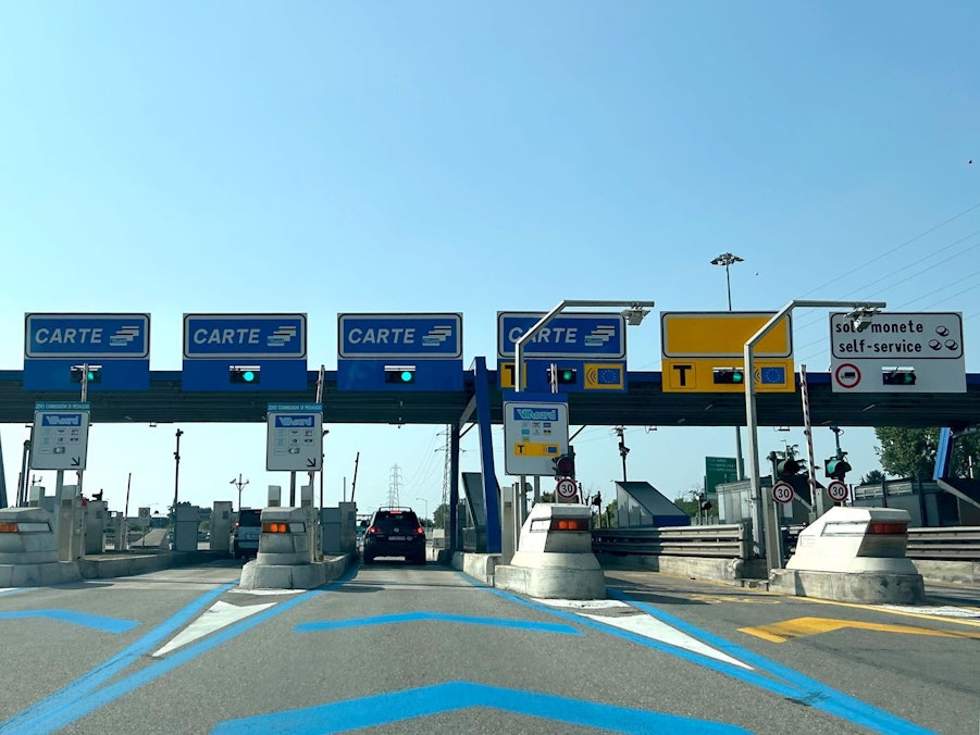 Mautstelle auf italienischer Autobahn