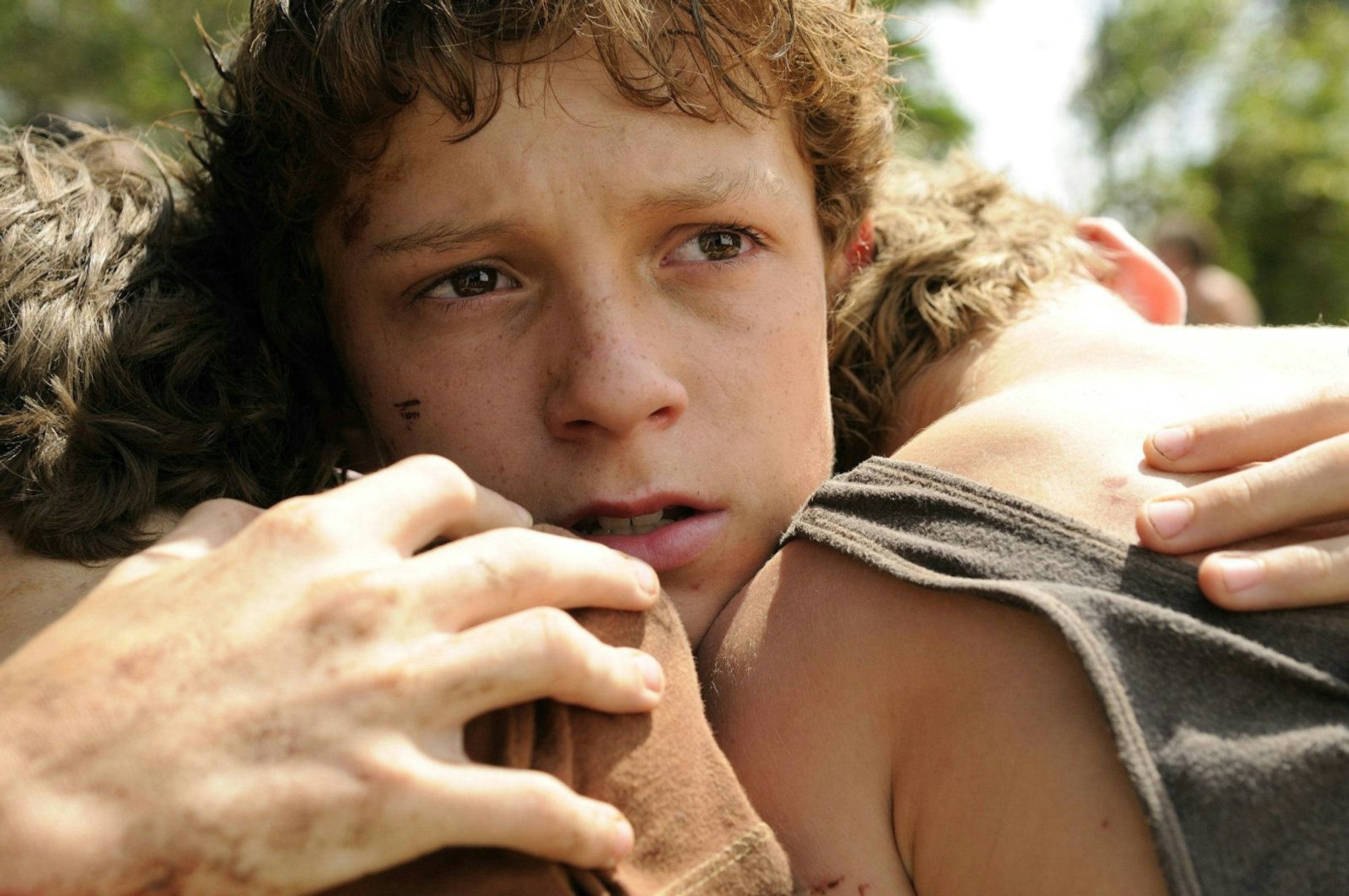 Seine erste große Rolle: Im Katastrophenfilm „The Impossible“ (2012) spielte Tom Holland an der Seite von Naomi Watts und Ewan McGregor. (Bild: Summit Entertainment)