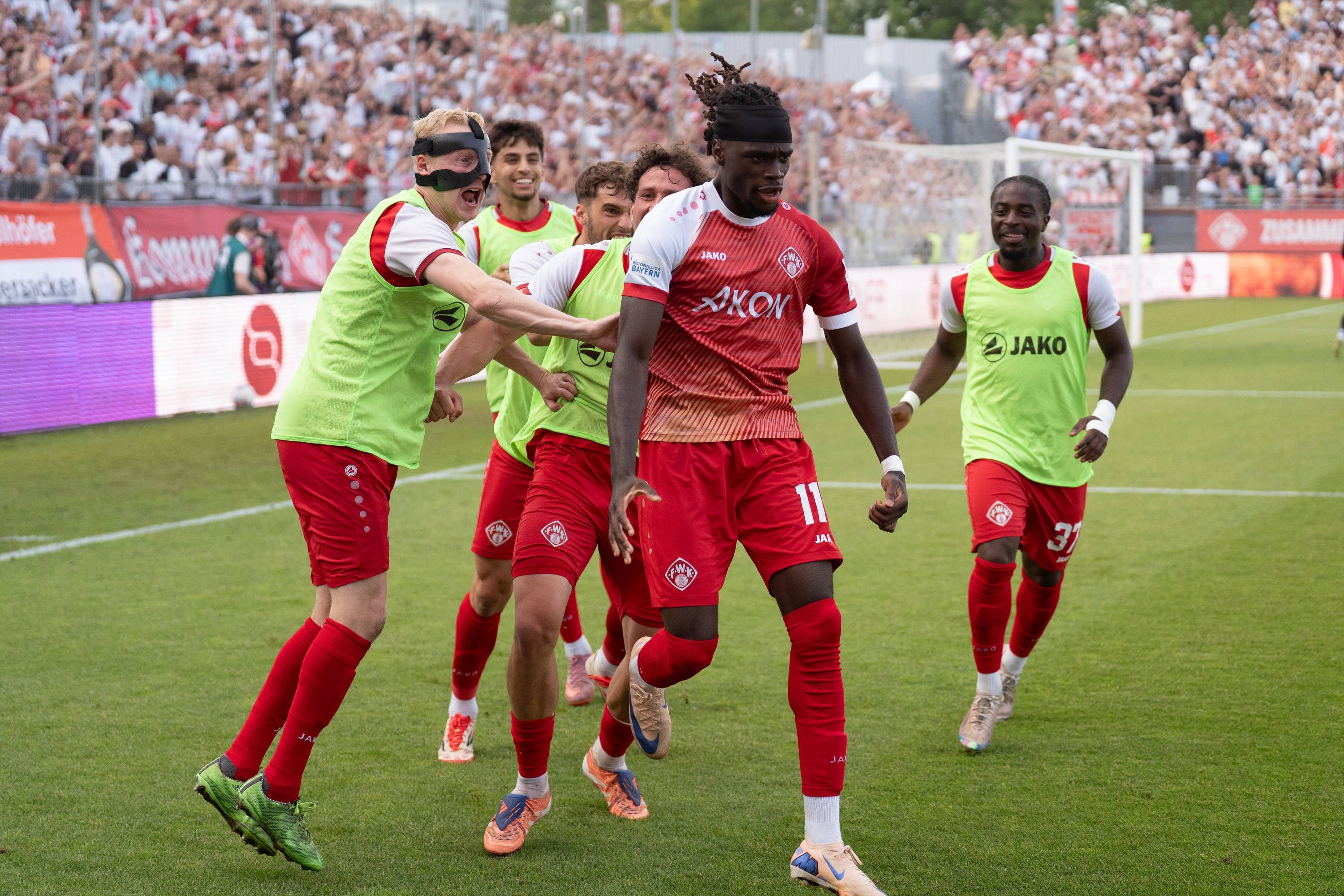 Cherif Cisse jubelt nach seinem Treffer gegen Lok Leipzig.