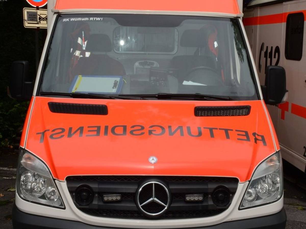 Schwer verletzter Pedelec-Fahrer nach Alleinunfall in Erkrath.
