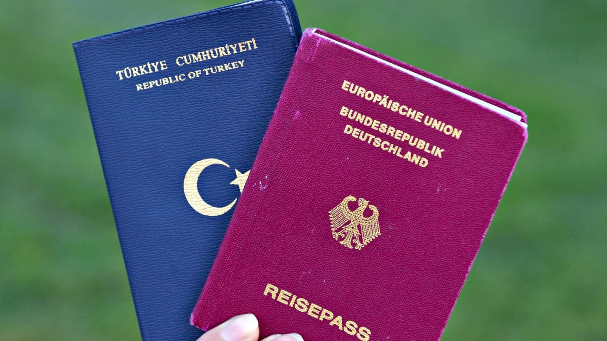 Doppelte Staatsbürgerschaft