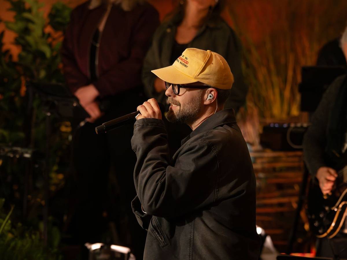 Mark Forster überraschte mit einer Liebeserklärung an seine Familie. (Bild: RTL / Markus Hertrich)