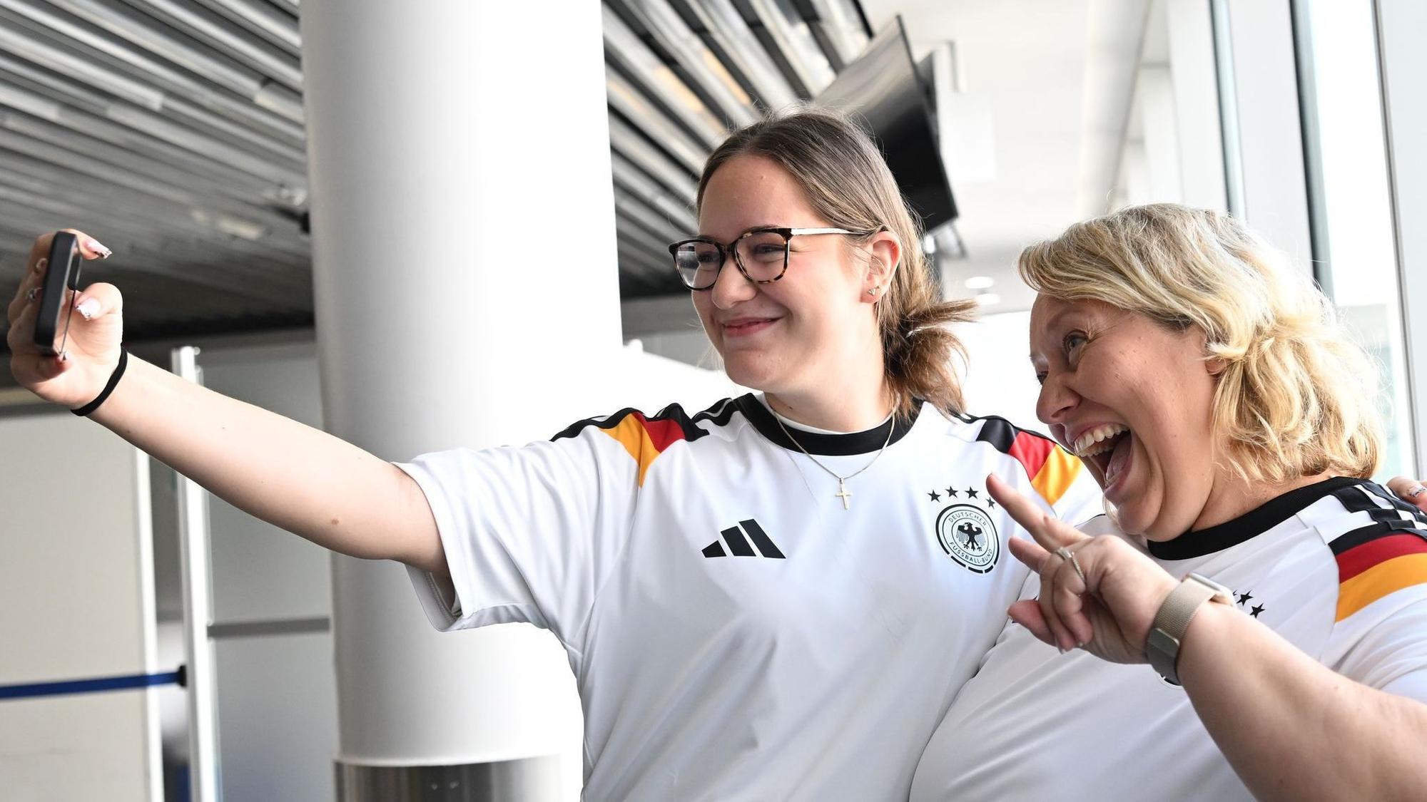 Fußball-WM - Vor dem Abschlug in die USA