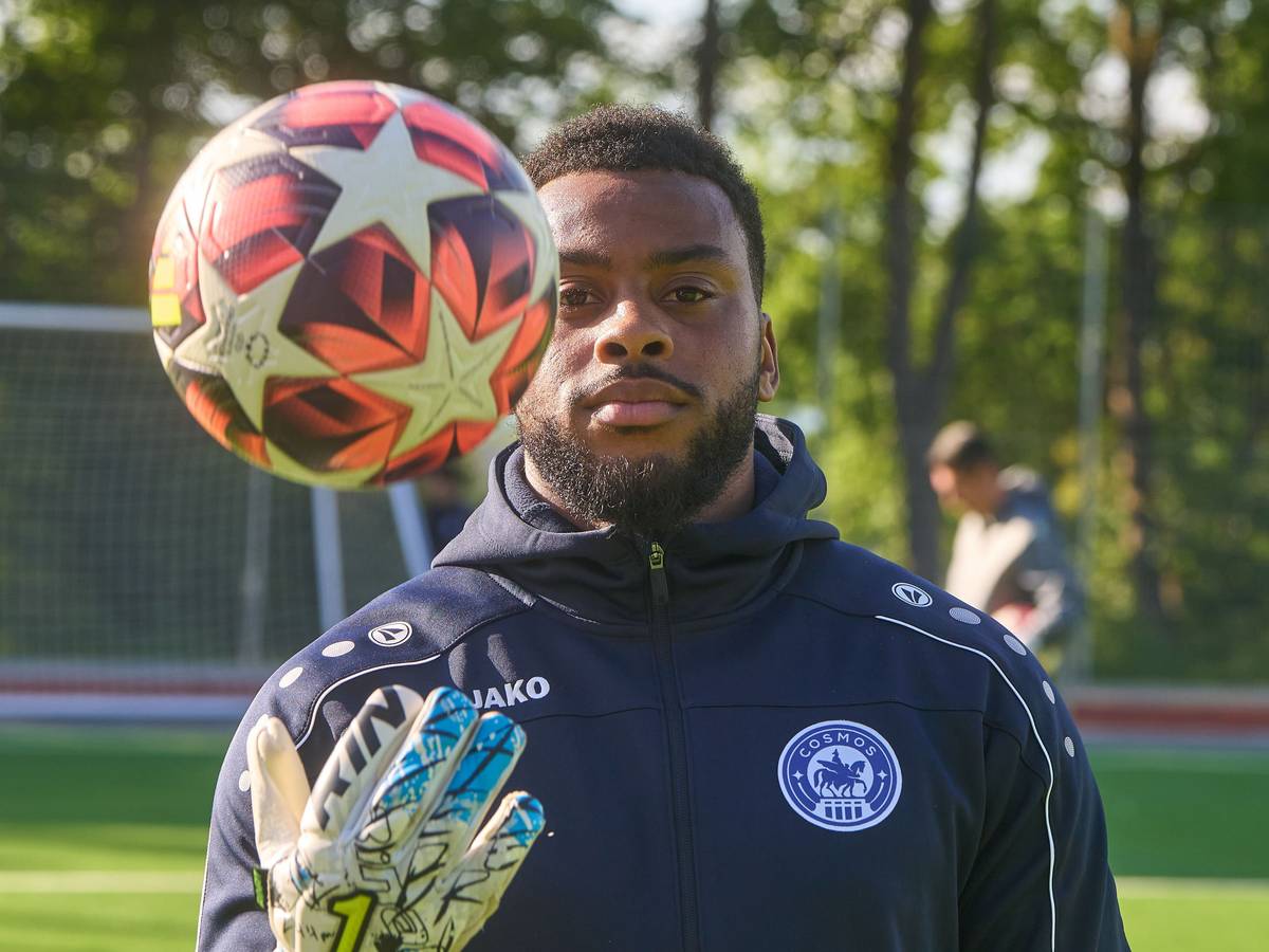 Türhüter Josué Duverger vom FC Cosmos in Koblenz
