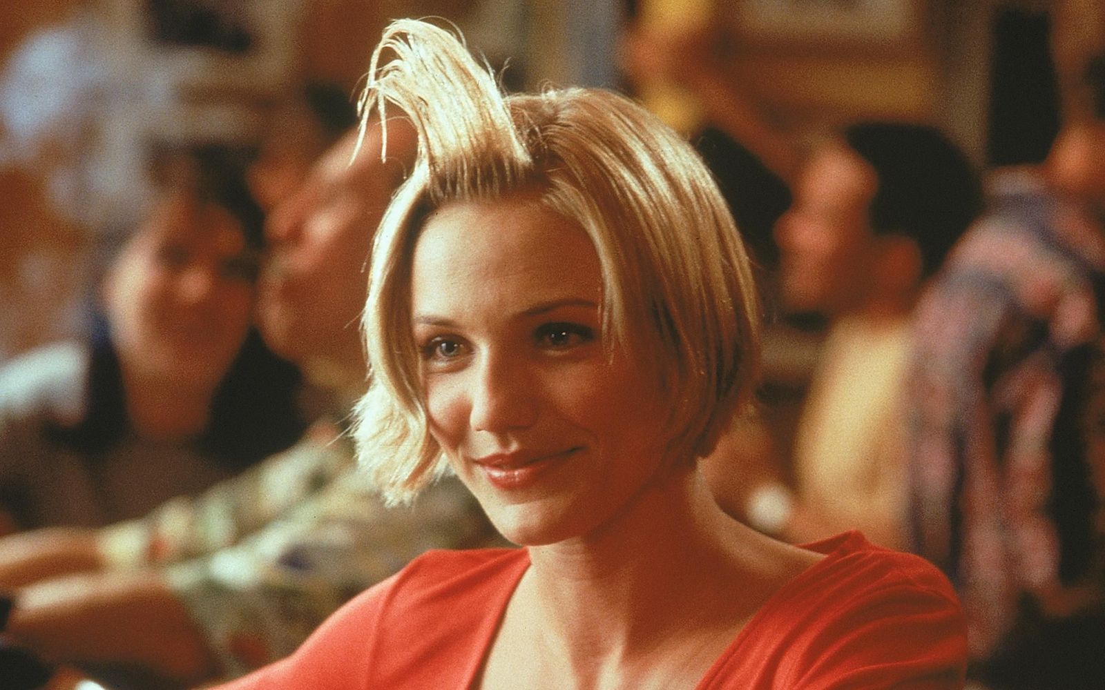Standfestes Styling: Das Sperma in Marys (Cameron Diaz) Tolle hat einen Vorteil - die Frisur hält, garantiert.  (Bild: 1998 Twentieth Century Fox Film Corporation. All rights reserved.)