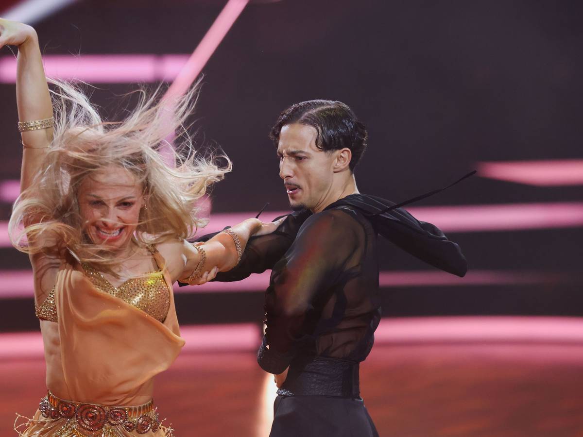 Milano und Marta Arndt tanzen im Finale der RTL-Tanzshow „Let's Dance“.