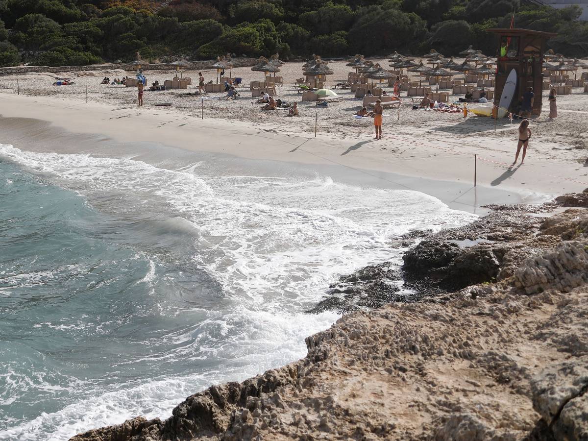 Der Strand von Cala Mendia in Manacor auf Mallorca.