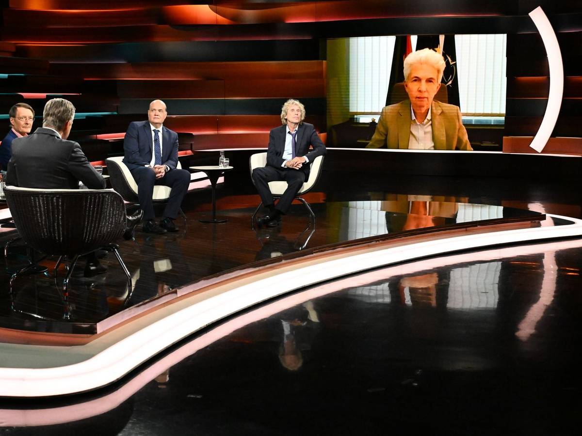 FDP-Politikerin Marie-Agnes Strack-Zimmermann platzte bei „Markus Lanz“ der Kragen, als es um ihre überraschende Kandidatur beim FDP-Parteitag ging. (Bild: ZDF / Markus Hertrich)