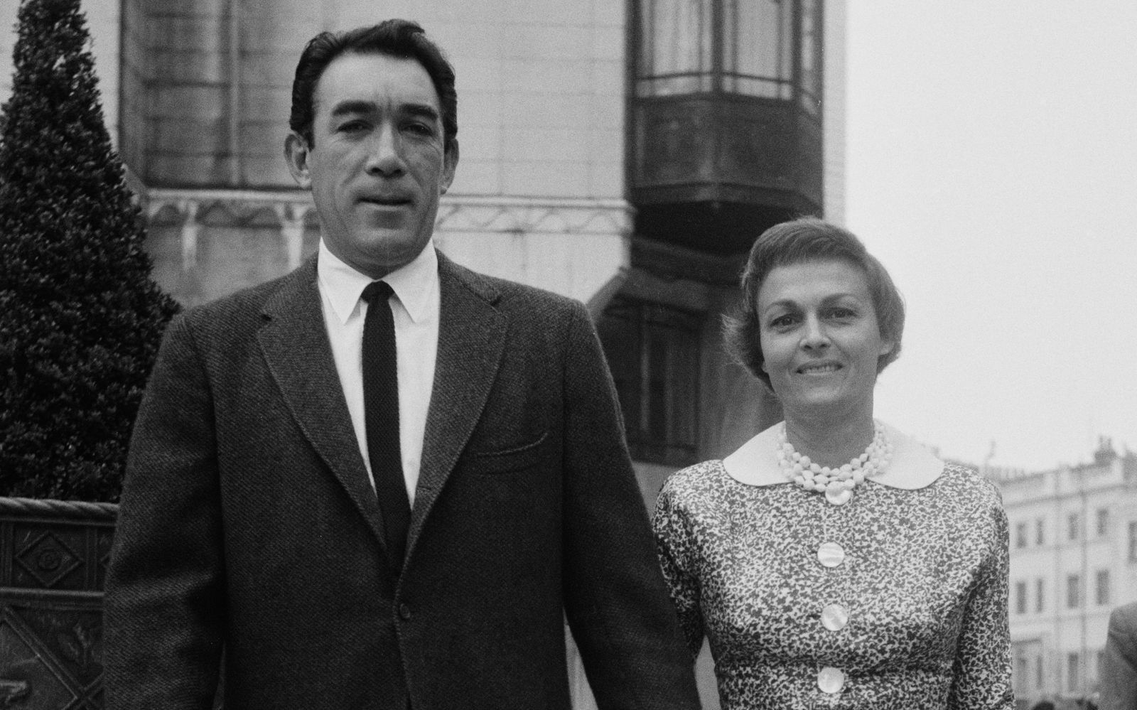 Mit seiner ersten Ehefrau Katherine war Anthony Quinn von 1937 bis 1965 verheiratet. (Bild: R. Palmer/Daily Express/Hulton Archive/Getty Images)