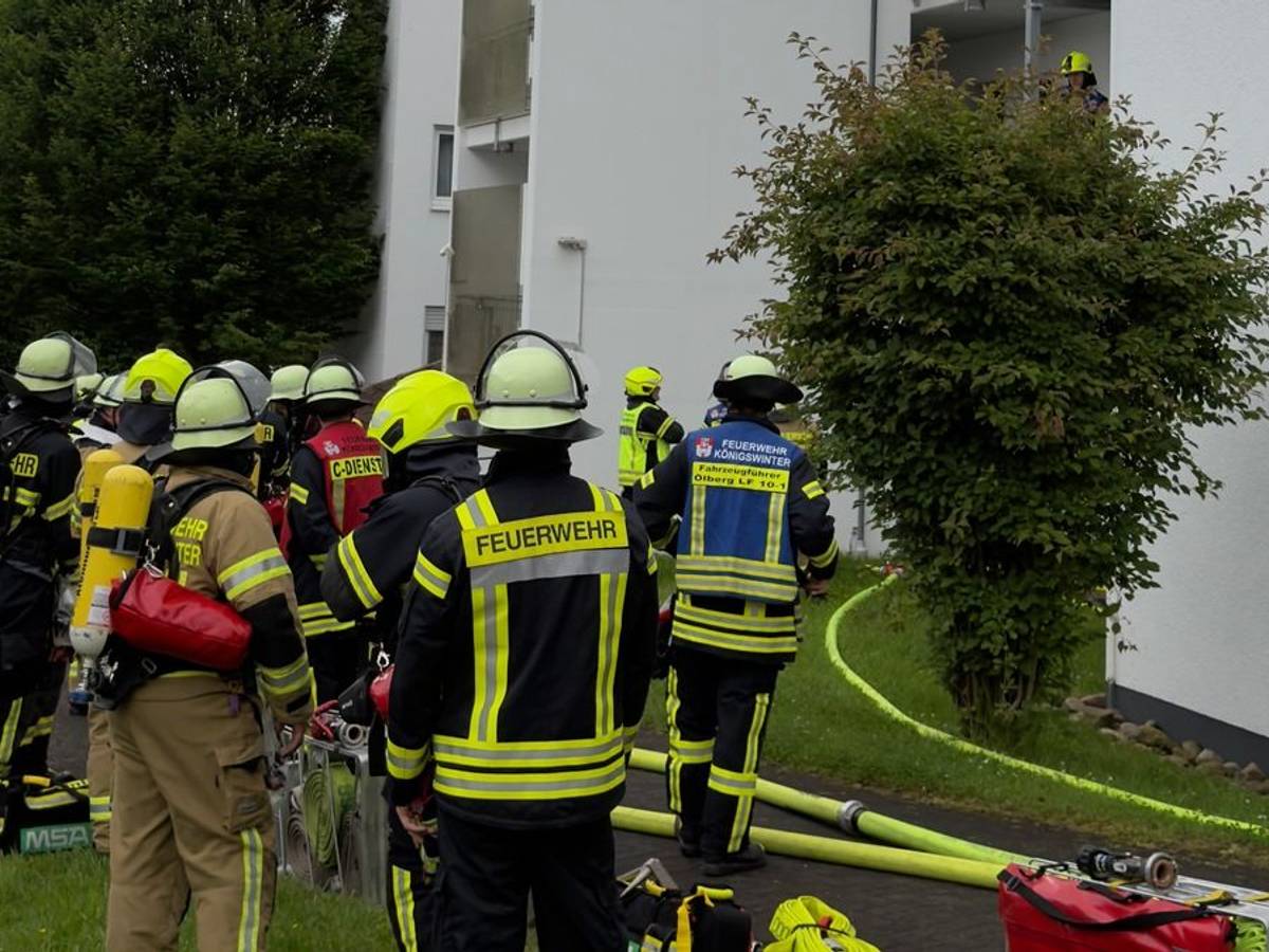 Feuerwehreinsatz in Königswinter wegen angebranntem Essen.
