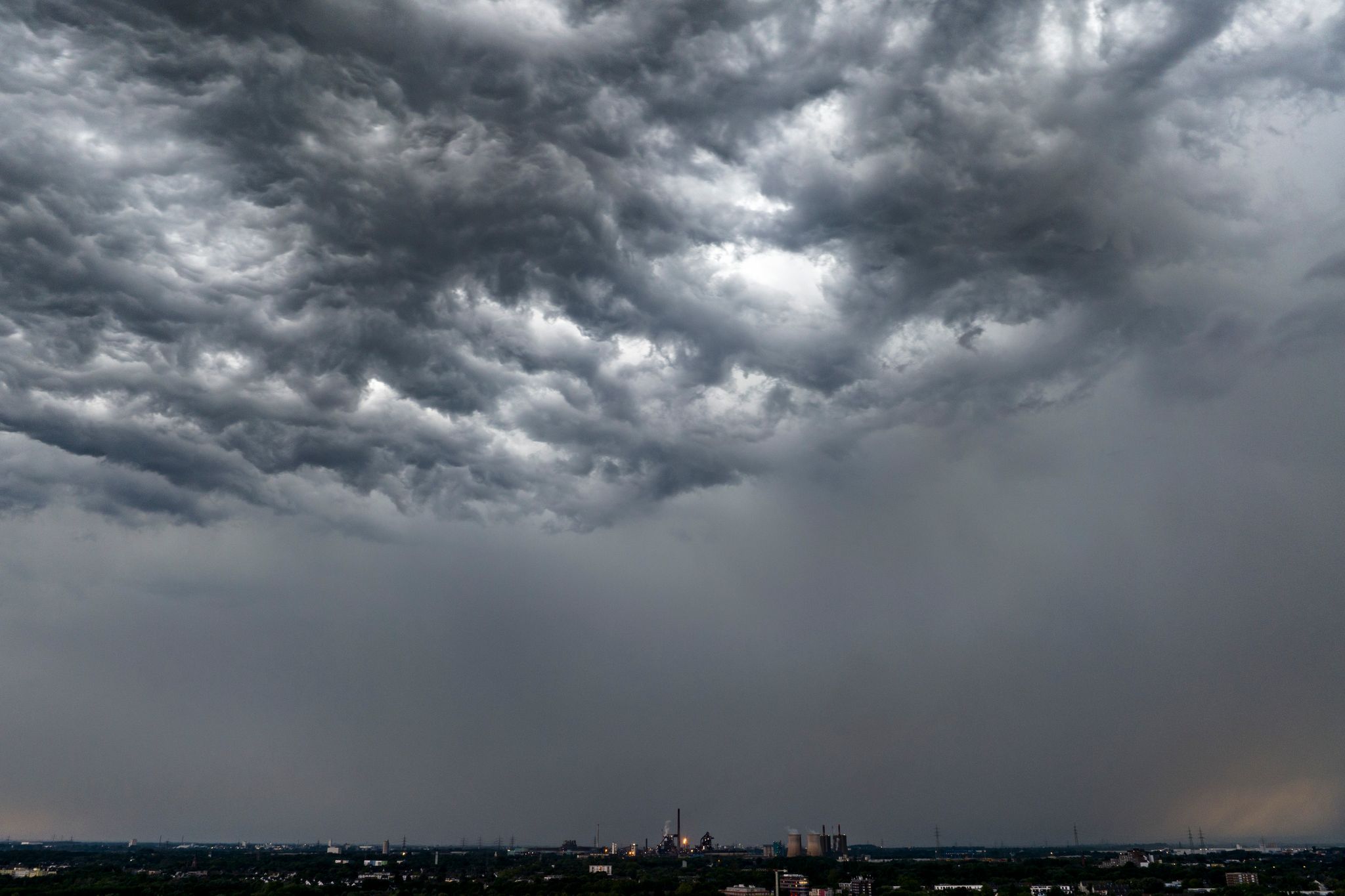 Wolken in Duisburg (Symbolbild)