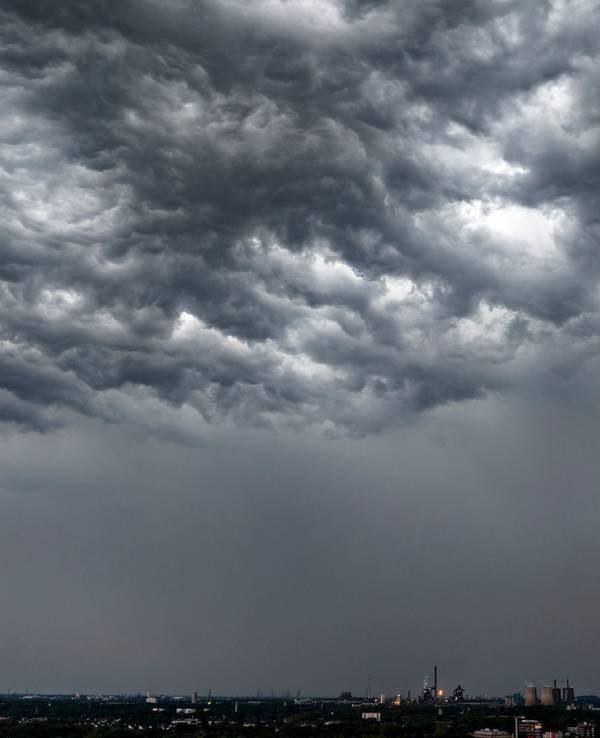 Wolken in Duisburg (Symbolbild)