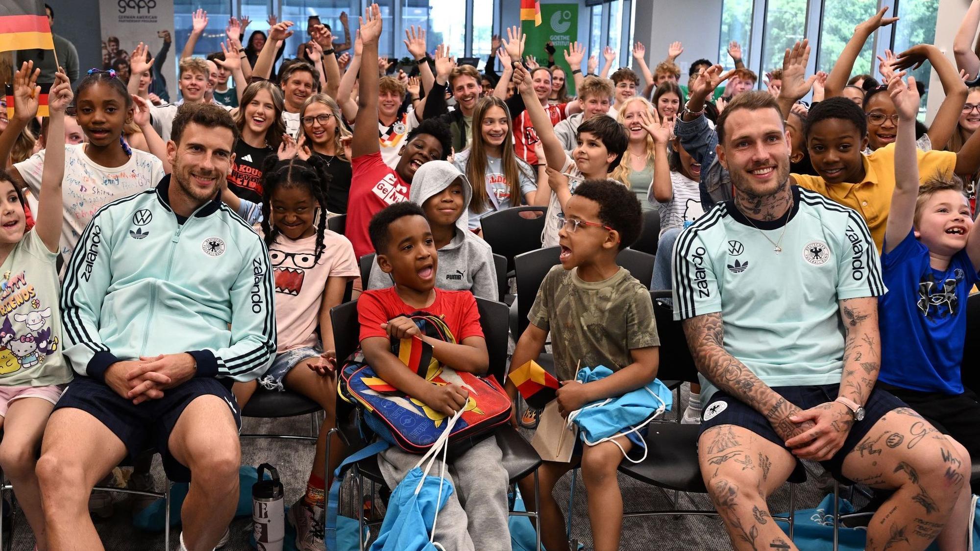 Fußball: Nationalmannschaft, vor dem WM-Start am 11. Juni