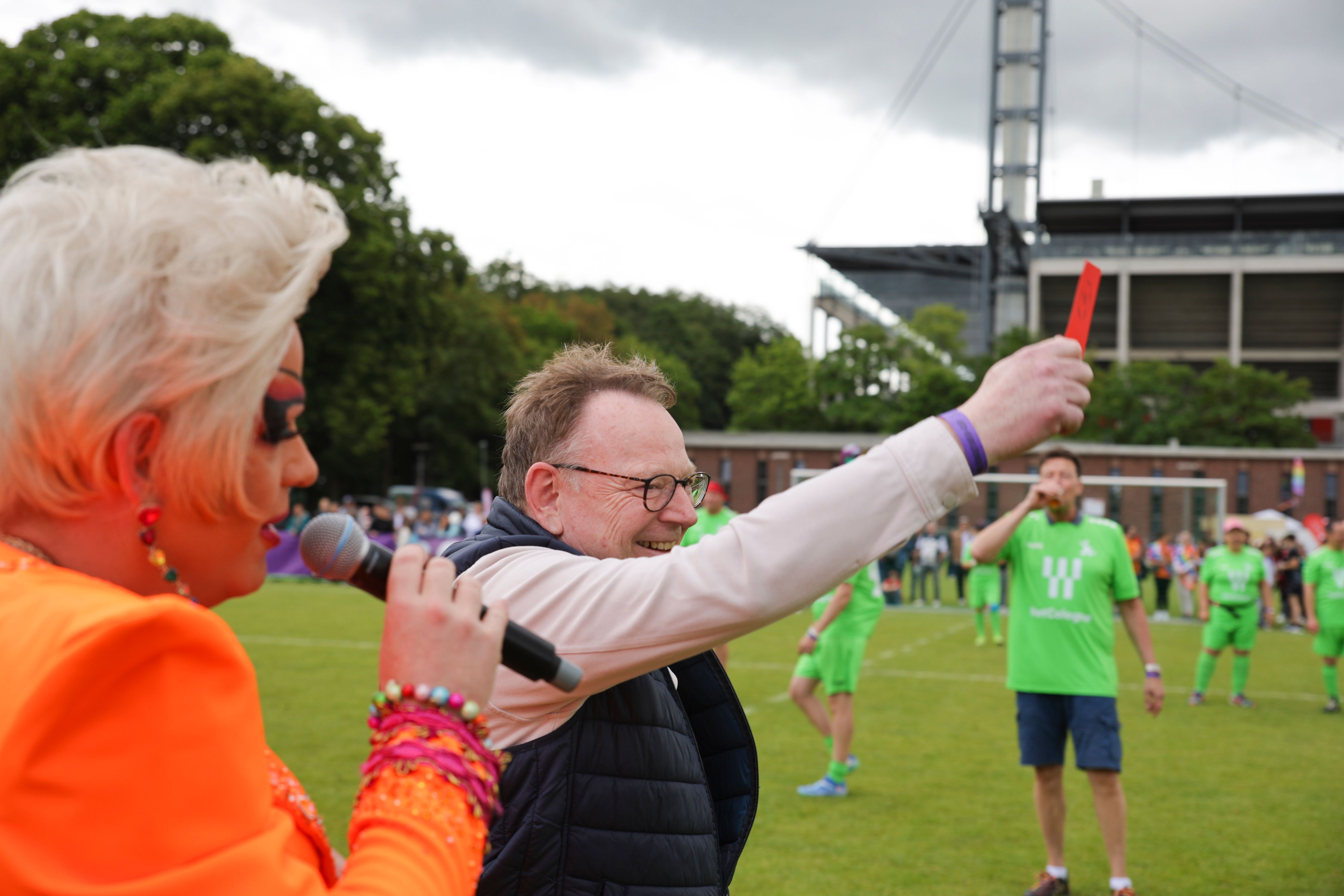 Come-Together-Cup auf den Vorwiesen des Rhein-Energie-Stadions.