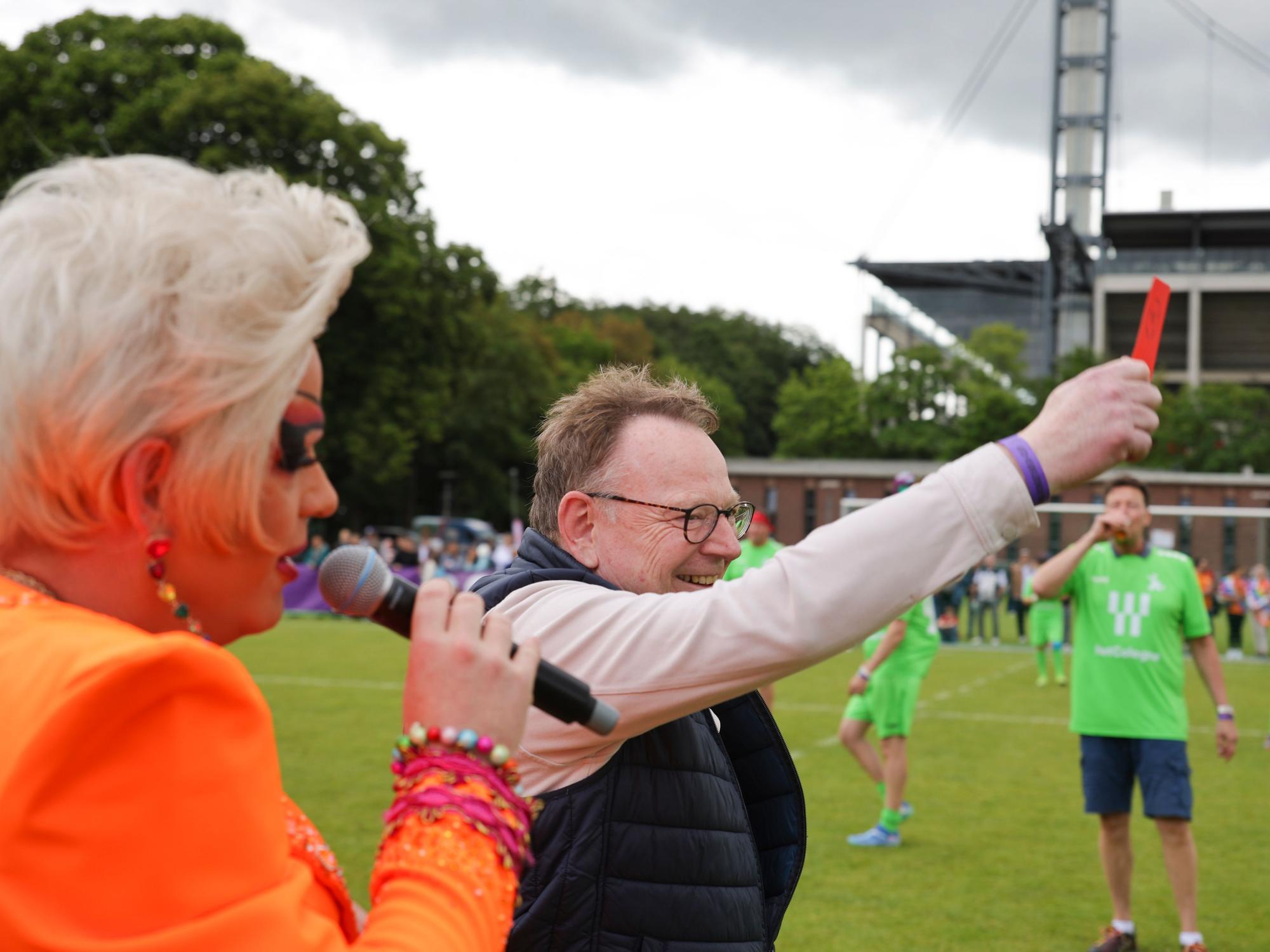 Come-Together-Cup auf den Vorwiesen des Rhein-Energie-Stadions.