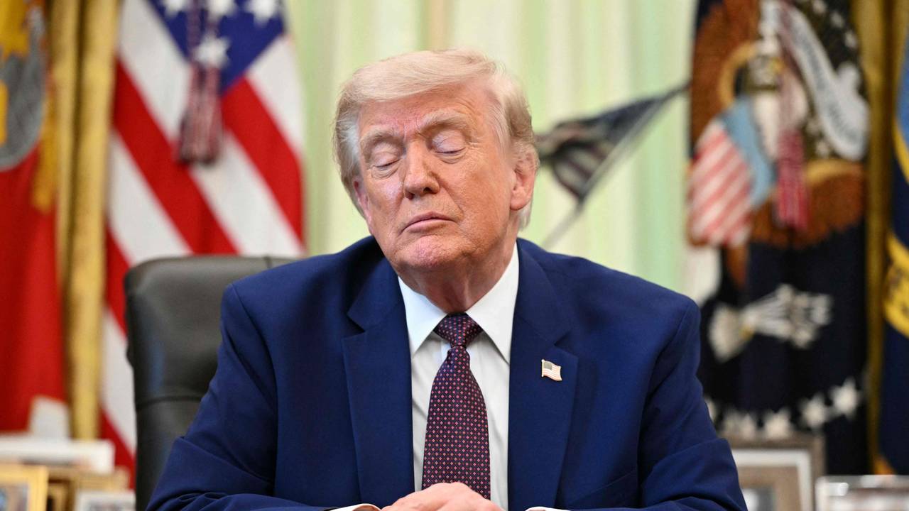US-Präsident Donald Trump spricht am 3. Juni im Oval Office zur Presse.