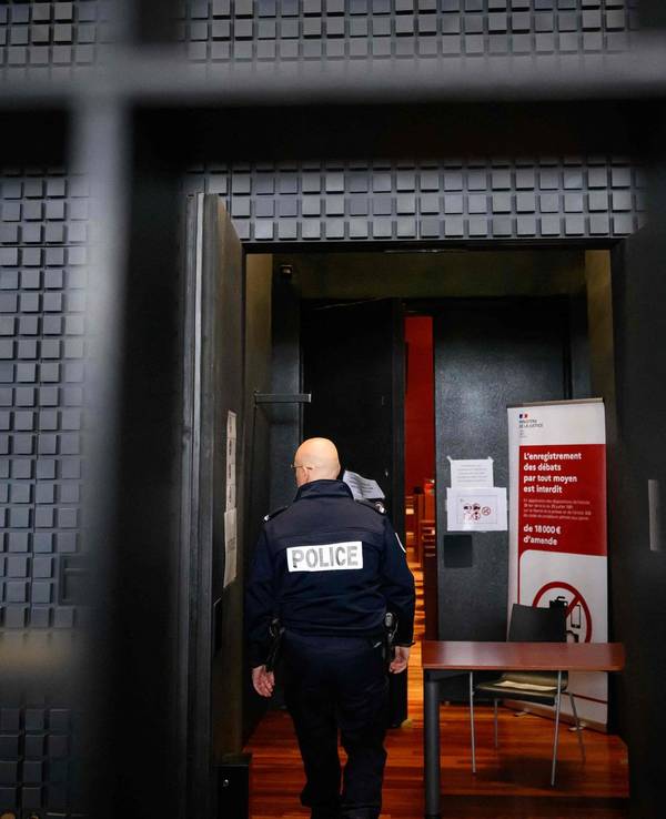 Lebenslange Haft in Frankreich für deutschen «Maskenmann»