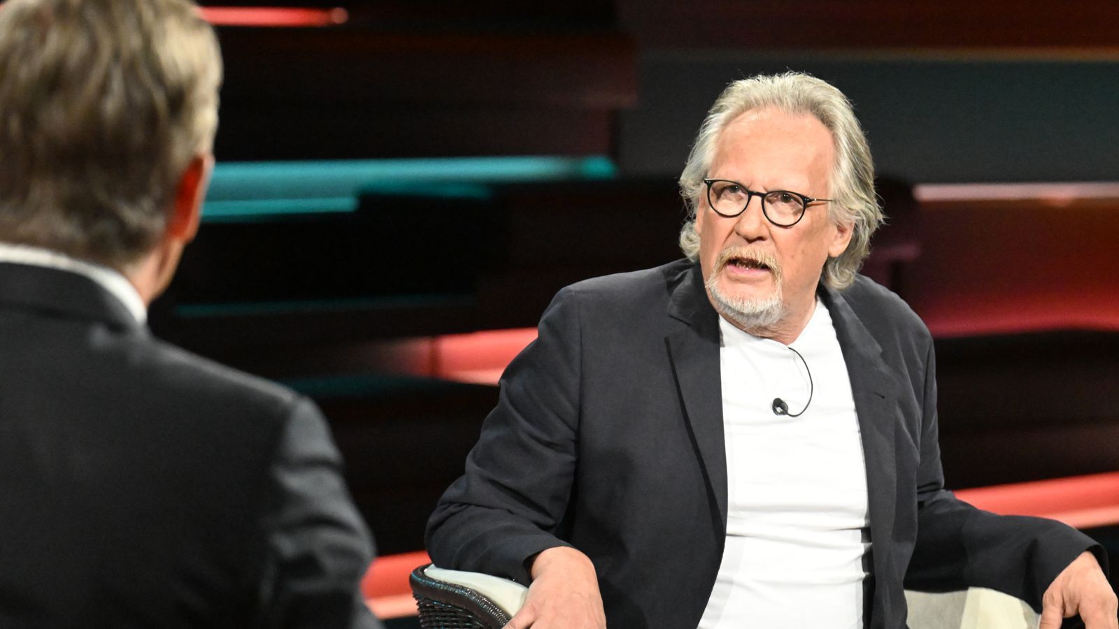 Harald Martenstein äußerte bei „Markus Lanz“ Bedenken, wie lange man die Brandmauer zur AfD noch aufrechterhalten könne. (Bild: ZDF / Cornelia Lehmann)