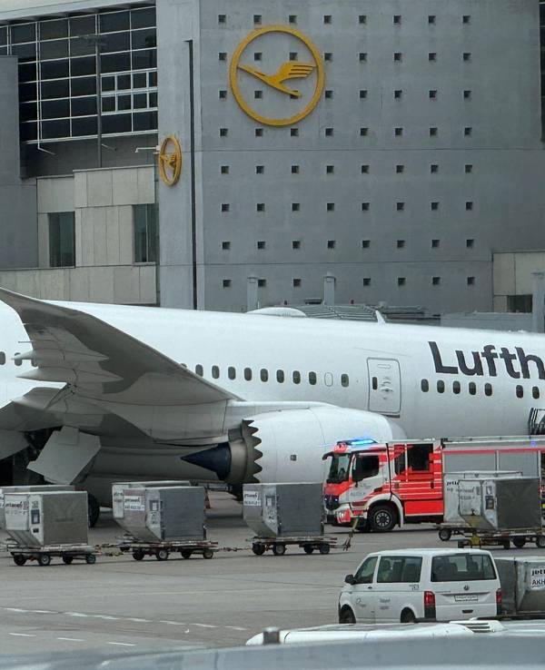 Dreamliner-Fahrwerk knickt ein